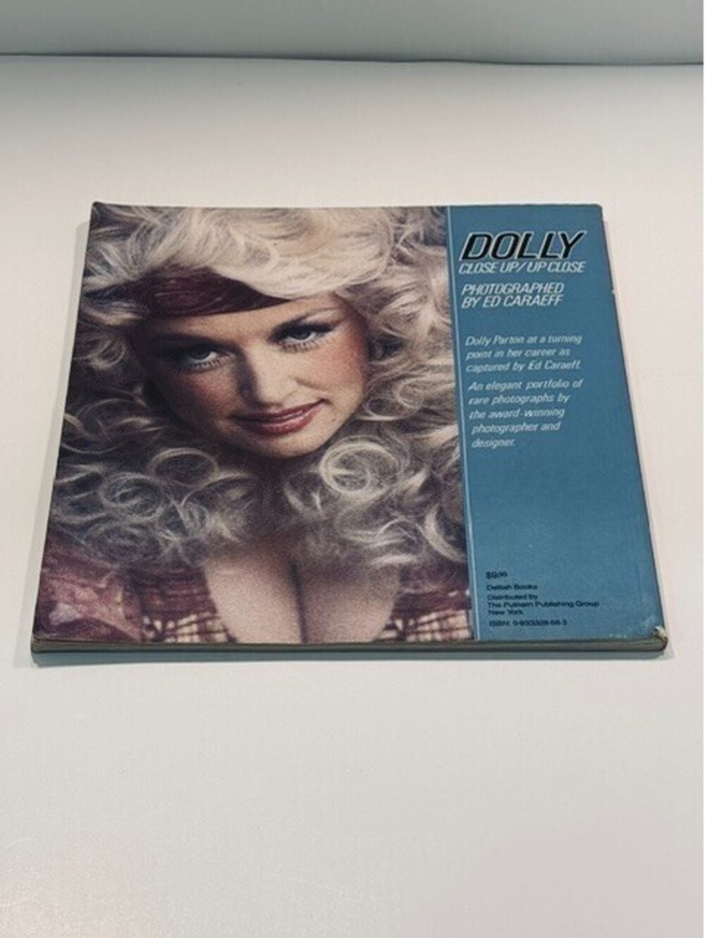Dolly Close Up Ed Caraeff 1983 1st Edition Dolly Parton Photo Book Vintage Rare - Picture 2 of 9